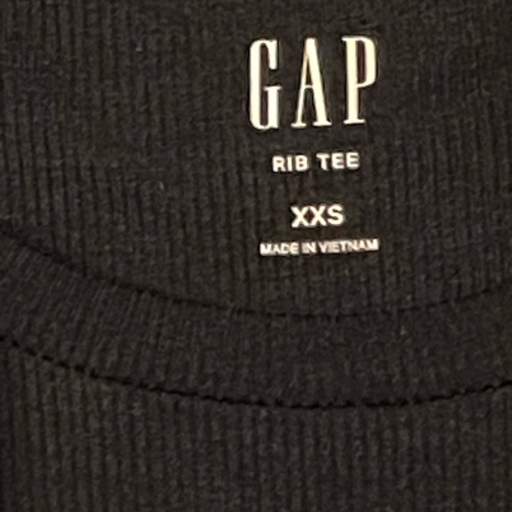 Gap Rib Tee - Picture 3 of 5